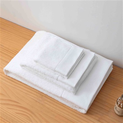 כיצד לקבוע את האיכות של מלון ארבע מגבות?